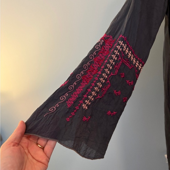 Johnny Was boho tunic embroidered flowers *flaw- bleach spots* upcycled? Sz med - Picture 3 of 11